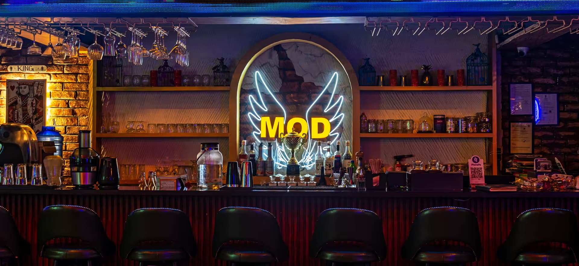 Best Restaurant In Noida - Ministry of Daru