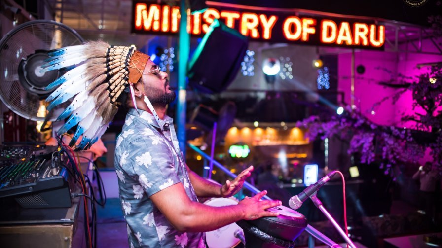 <strong>Best Bar in Noida for Weekend Vibes Percussionist Night in Noida </strong>